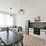 Wsp Petrin Garden 4*