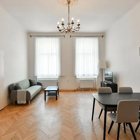 Wsp Petrin Garden 4* Prag