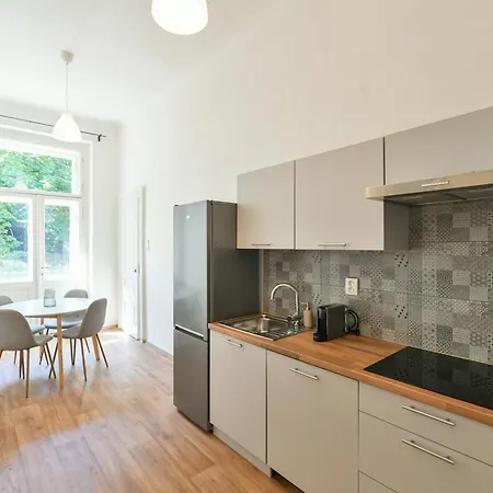 Wsp Petrin Garden 4* Prag