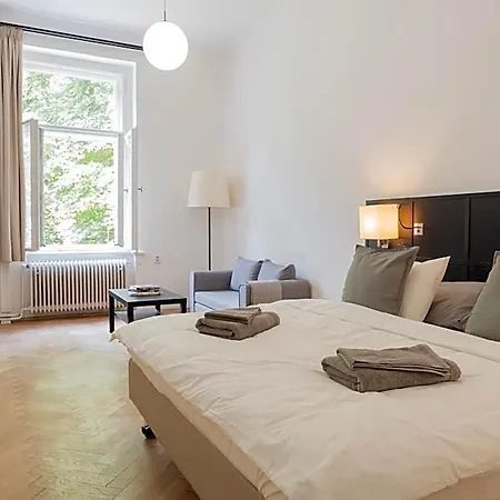 Wsp Petrin Garden 4* Praga