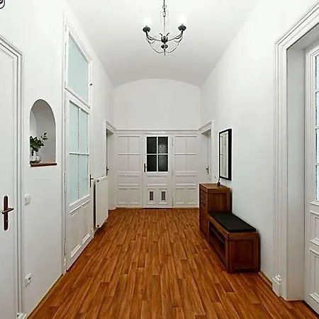 Apart-hotel Wsp Petrin Garden Praga
