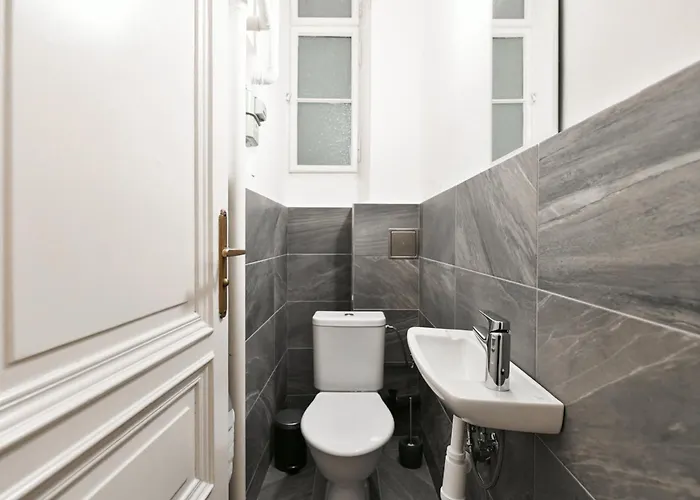 Wsp Petrin Garden 4*