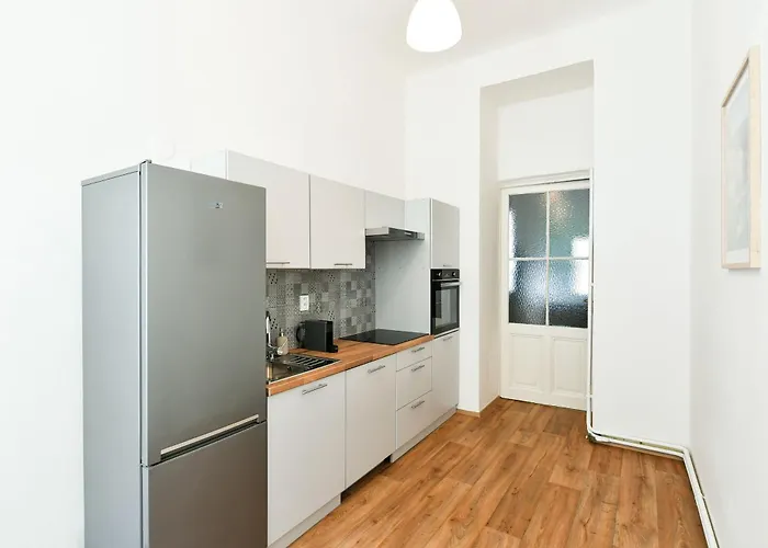 Wsp Petrin Garden 4*