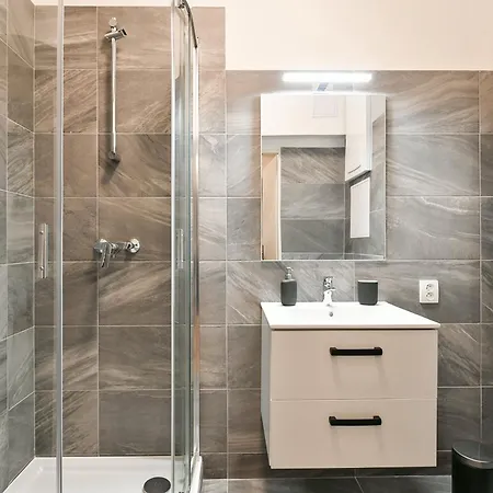 Aparthotel Wsp Petrin Garden 4*