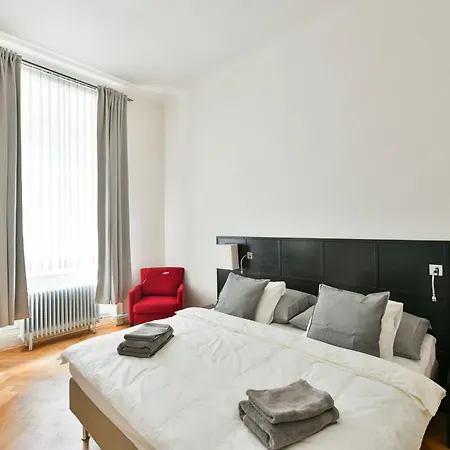 Wsp Petrin Garden Aparthotel 4*